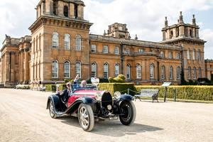 Une Bugatti primée à Salon Privé 2018