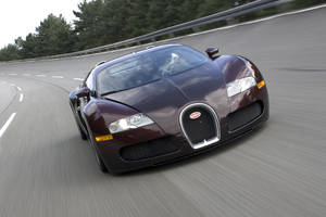 Quand la Bugatti Veyron franchissait le cap des 400 km/h