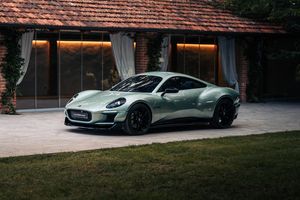 Caterham présente deux concepts électriques à Goodwood