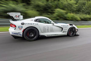 Viper ACR vs Nürburgring : le film