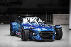 Donkervoort livre la première D8 GTO-RS Bare Naked Carbon Edition