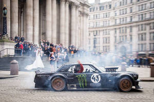 Ken Block et sa Hoonicorn en drift dans les rues de Londres