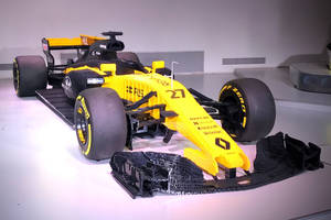 Rétromobile : la Renault F1 R.S.17 en LEGO aux enchères