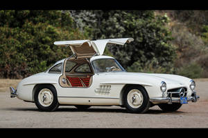 La Mercedes 300 SL ex-von Karajan aux enchères