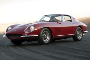 Une Ferrari 275 GTB/4 ex-Steve McQueen aux enchères par RM Sotheby's