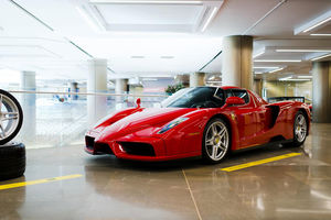La Ferrari Enzo de Fernando Alonso vendue 5.4 millions d'euros
