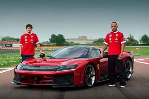 Lewis Hamilton et Charles Leclerc testent la Ferrari F80 à Fiorano