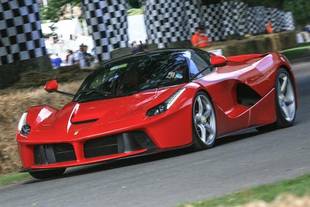 Lewis Hamilton s'offre une LaFerrari