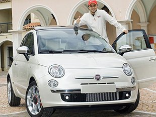 Une Fiat 500 pour Massa