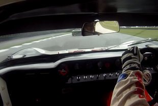 Leçon de pilotage en GT40 à Goodwood