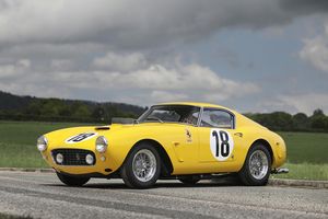 Gooding : une Ferrari 275 GT SWB Competizione aux enchères d'Hampton Court 