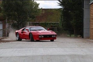 Vidéo : Gymkhana en Ferrari 288 GTO