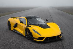 Plus de 2 000 ch pour la Hennessey Venom F5 Evolution