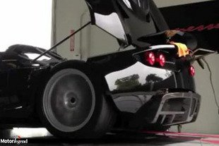 Une Hennessey Venom GT passe au banc
