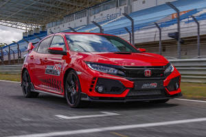 La Honda Civic Type R bat le record du circuit d'Estoril