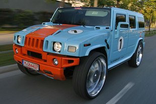 Un Hummer déguisé en voiture de sport