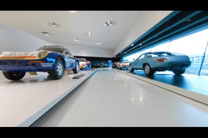Insolite : visite du Musée Porsche en drone