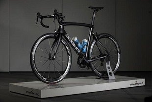 Jaguar développe un vélo pour le Team Sky