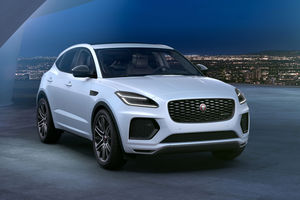 Jaguar E-Pace R-Dynamic Black Edition