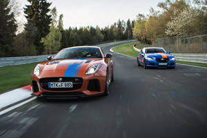 Jaguar : taxi de luxe sur le Nürburgring