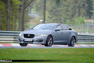 Un taxi Jaguar pour le Nürburgring