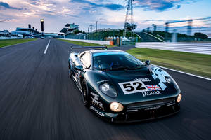 Les trois Jaguar XJ220C des 24H du Mans réunies à Silverstone