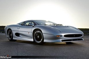 La Jaguar XJ220 fête ses 20 ans