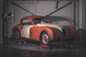 Une rare Jaguar XK120 aux enchères