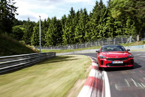 Coupé Kia Stinger GT : testé sur le Ring