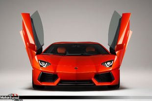 Lamborghini Aventador : en mode V6 ?