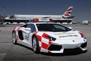 Une Aventador à l'aéroport de Bologne !