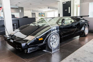 A vendre : Lamborghini Countach 1990 neuve