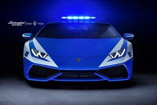 La Police fait son cinéma en Lamborghini Huracan