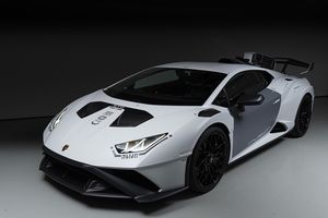 Art Car : Lamborghini Huracan STO Time Chaser_111100