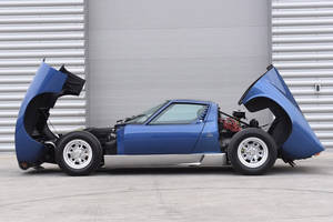 Un million d'euros pour la Lamborghini Miura ex-Rod Stewart