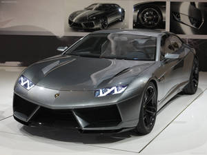 Lamborghini : Stefano Domenicali évoque un 4ème modèle 
