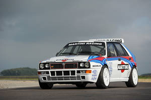 Une Lancia Delta HF ex-Kankkunen aux enchères