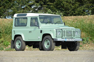 Le Land Rover Defender de Mr Bean aux enchères