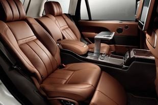 Le Range Rover monte (encore) en gamme 