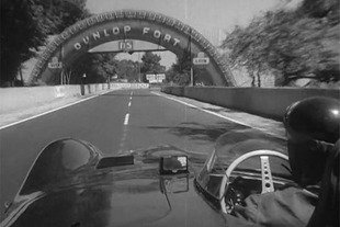 Embarquez avec Mike Hawthorn au Mans 56