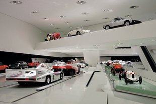Le musée Porsche rénové ouvre ses portes