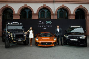 Les véhicules de « Spectre » s'exposent à Francfort