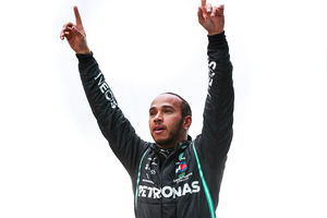 Lewis Hamilton anobli par la Reine d'Angleterre