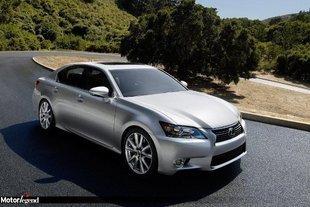 Lexus présente la nouvelle GS 250