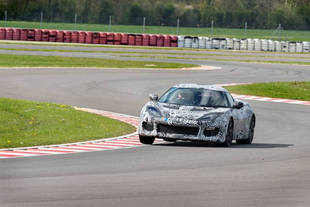 Tests concluants pour la Lotus Evora 400