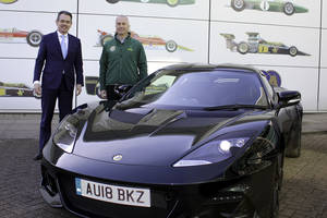 Un Chapman retrouve le volant d'une Lotus