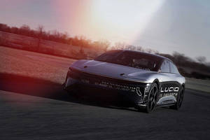 Le prototype Lucid Air Alpha Speed atteint les 350 km/h