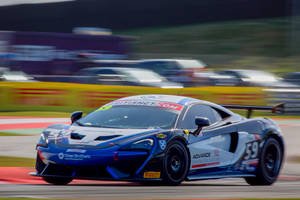 McLaren 570S GT4 : déjà un succès