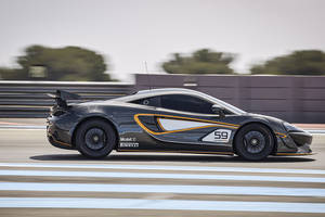 La McLaren 570S GT4 en essais au Paul Ricard