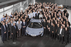 McLaren franchit le cap des 10 000 voitures produites 